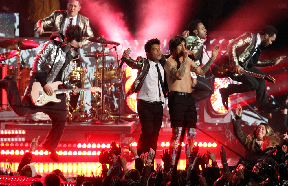 Bruno Mars performs with the Red Hot Chili Peppers.